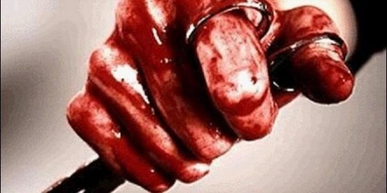 tijeras-ensangrentadas